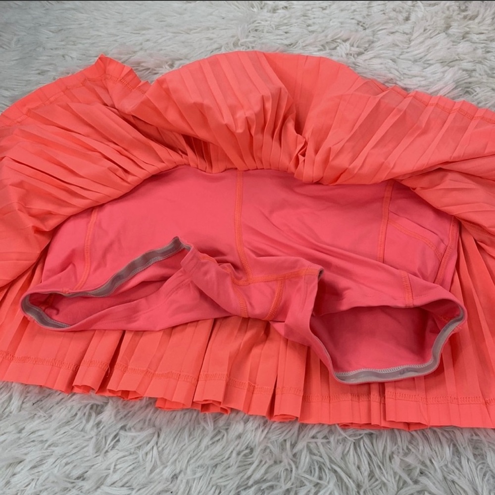 Lululemon pleat to street skirt II grapefruit women size 6 - Picture 2 of 4